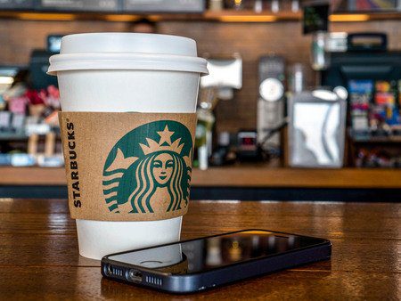 Starbucks Pickup: Νέο concept αλλάζει τα δεδομένα του take-away