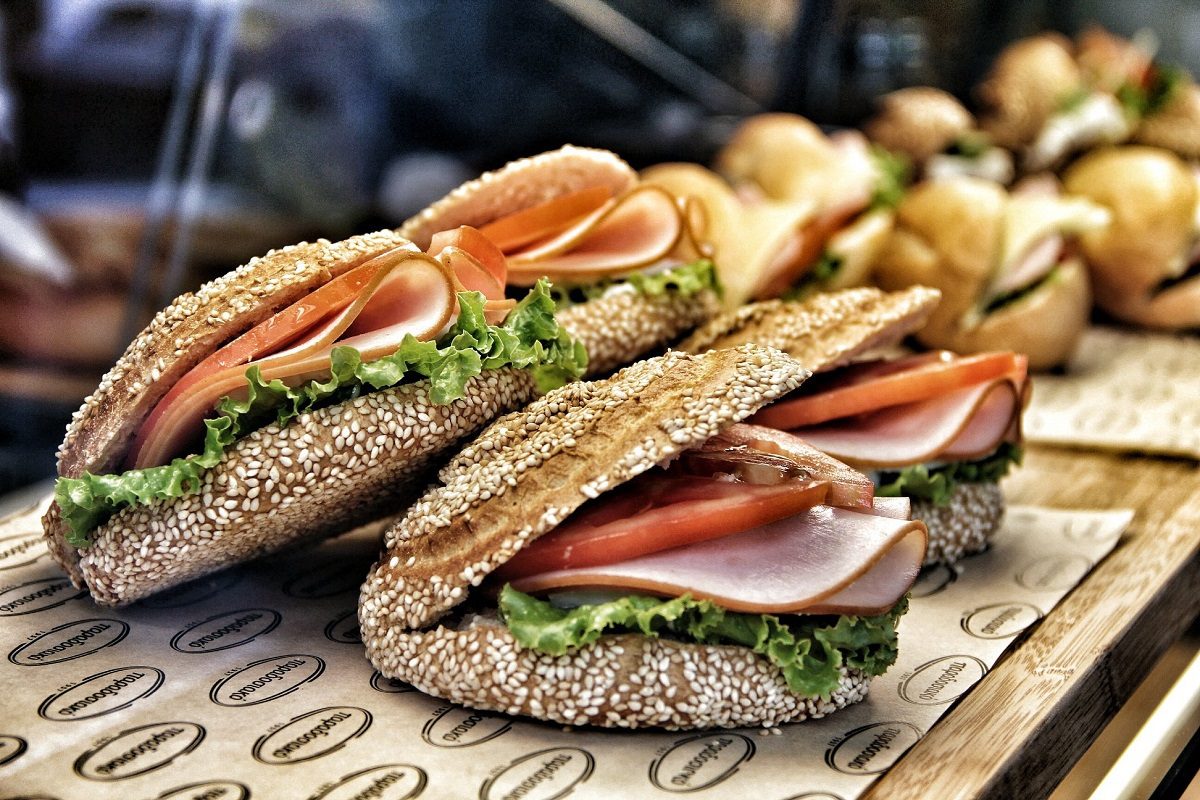 paradosiako sandwich franchise