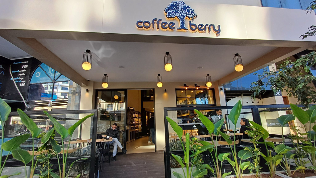 COFFEE BERRY: COFFEE & SNACK FRANCHISE